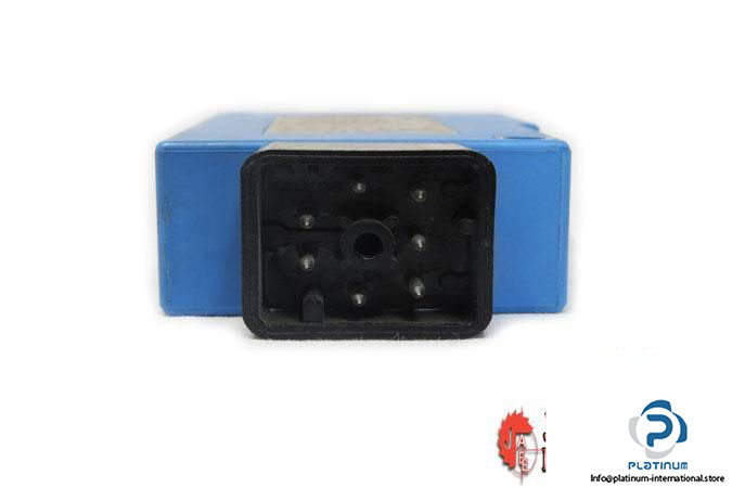 Sick-WL27-0730S04-RETRO-REFLECTIVE-PHOTOELECTRIC-SENSOR6_675x450.jpg