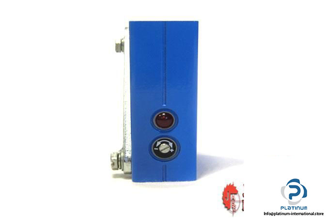 SICK-WL20-912-PHOTOELECTRIC-SENSOR6_675x450.jpg