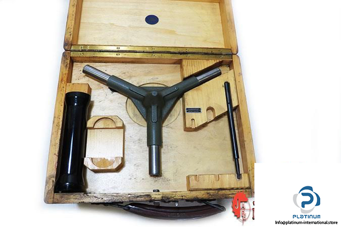 HAHN-KOLB-TESA-250-275-3-POINT-INTERNAL-MICROMETER_675x450.jpg