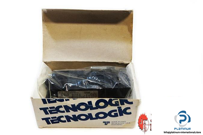 TECNOLOGIC-TLK43-HRRR-S-DIGITAL-ELECTRONIC-CONTROLLER3_675x450.jpg