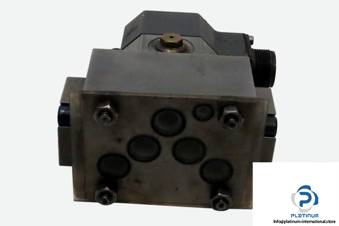 Rexroth-4WS2EM10-4210B2ET315Z8BM-Servo-Valve5_675x450.jpg