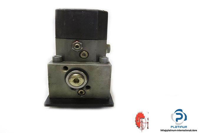 REXROTH-3DSE2EH-SERVO-PRESSURE-CONTROL-VALVE-3-WAY-DESIGN4_675x450.jpg