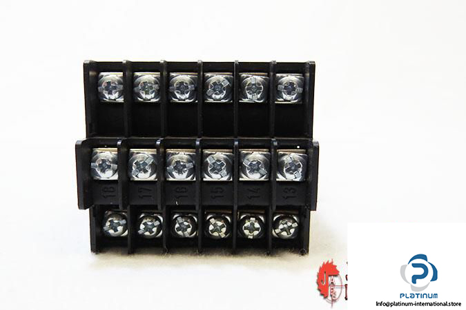 TECNOLOGIC-TLK43-HRRR-S-DIGITAL-ELECTRONIC-CONTROLLER5_675x450.jpg