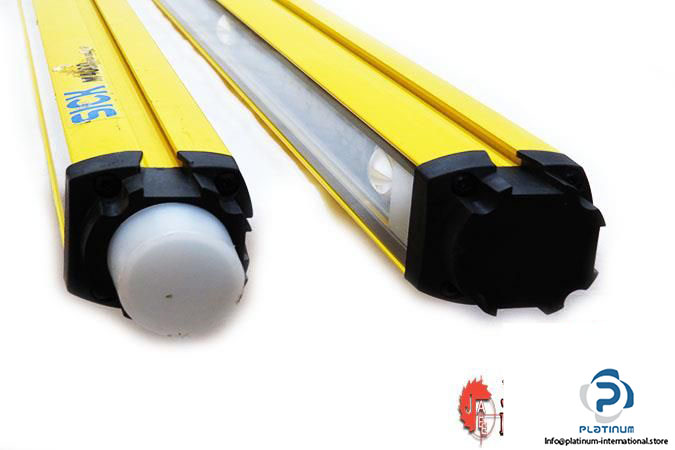 SICK-M4000-ADVANCED-AP-M40Z-043023TB0-MULTIPLE-LIGHT-BEAM-SAFETY-DEVICE7_675x450.jpg