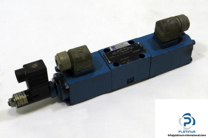Rexroth-4WRE6-E1-16-hydraulic-control-valve_675x450.jpg