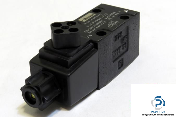 Perker-D1VW30BNTP70-Directional-Control-Valve_675x450.jpg