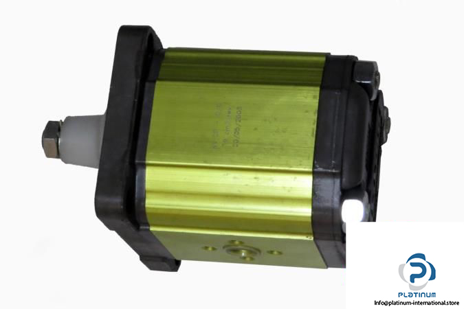 VIVOLO-XV-2P19-unidirectional-pump_675x450.jpg