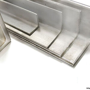 stainless-steel-angle-bar