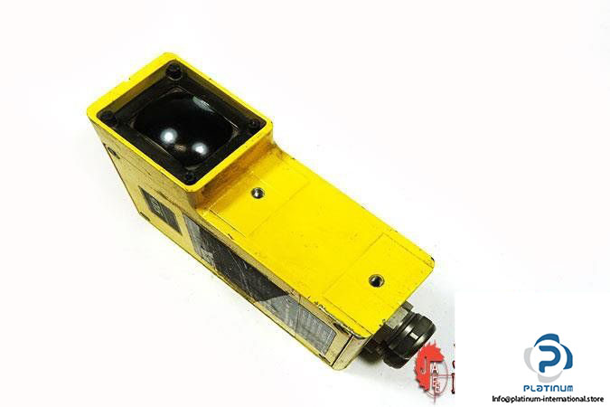 SICK-WSU-25-110-Photoelectric-sensor_675x450.jpg