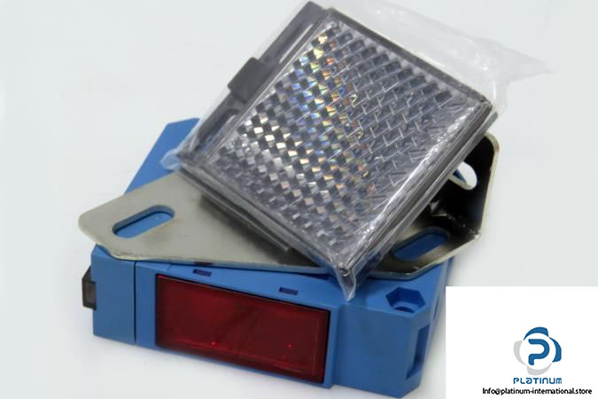 SICK-WL260-S270-Photoelectric-retro-reflective-sensor_675x450.jpg