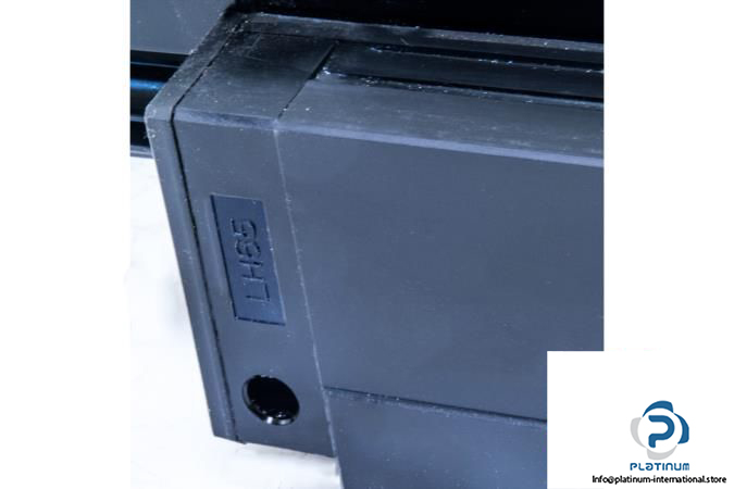 Linear-guide-bearing7_675x450.jpg