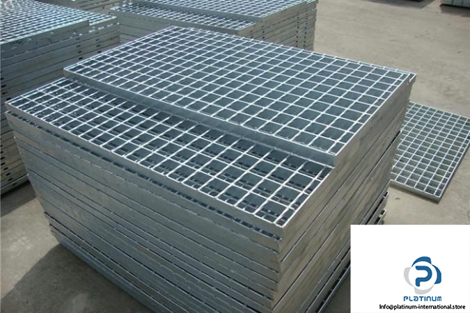 Galvanized-stair-treads-mild-Steel-Bar_675x450.jpg
