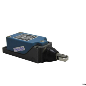 Nais AZ8112CE Limit Switch Roller Plunger