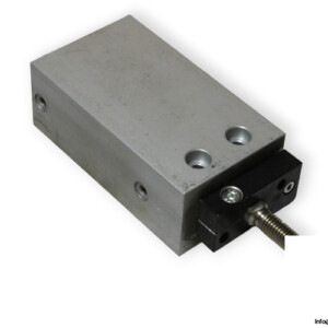 camozzi-QPR2A025A050S01-short-stroke-cylinder-(used)