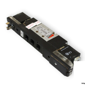 camozzi-358-011-02-double-solenoid-valve-used-1