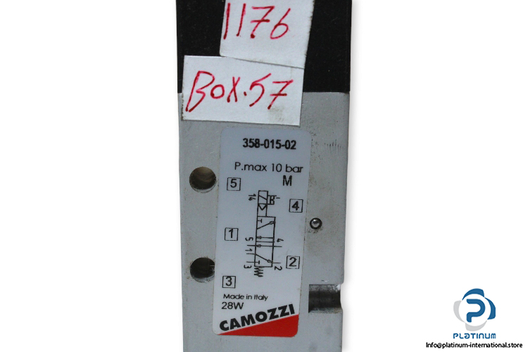 camozzi-358-011-02-double-solenoid-valve-used-3