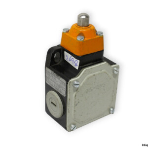 siemens-3SE3-100-0C-position-switch-(used)