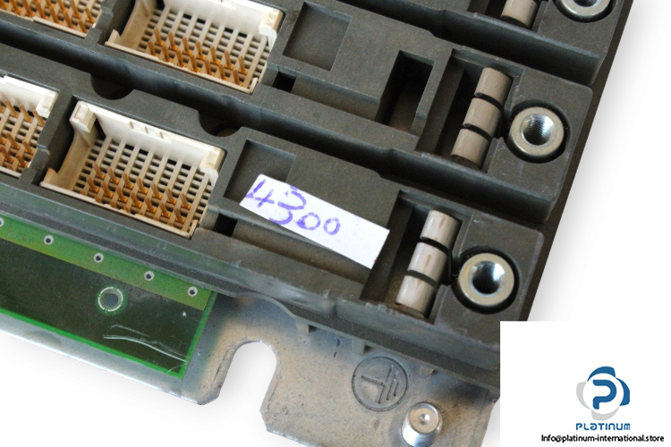 siemens-6ES7400-1TA01-0AA0-rack-ur1-(used)-4