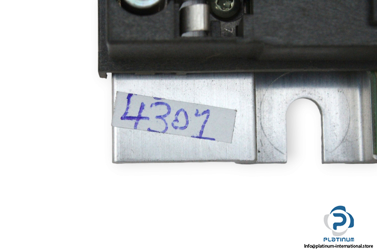 siemens-6ES7401-1DA01-0AA0-rack-cr3-(used)-2