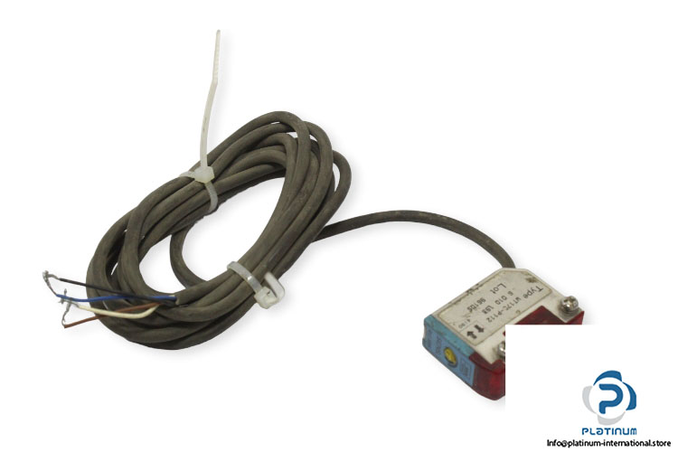 sick-WT170-P112-photoelectric-proximity-sensor
