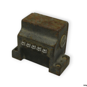 euchner-GLBF-5-R12-502-limit-switch-(used)