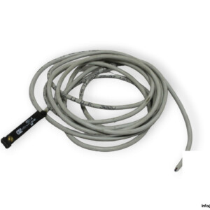 az-pneumatice-RS1-A-reed-magnetic-sensor-(used)