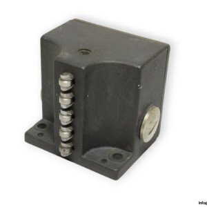euchner-SN-5-R12-502-limit-switch-(used)