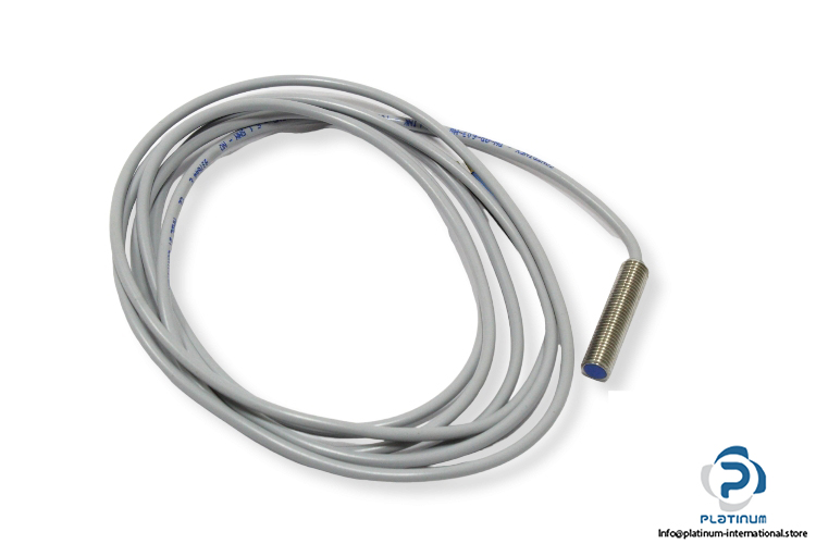 contrinex-DW-AD-603-M8-inductive-proximity-sensor
