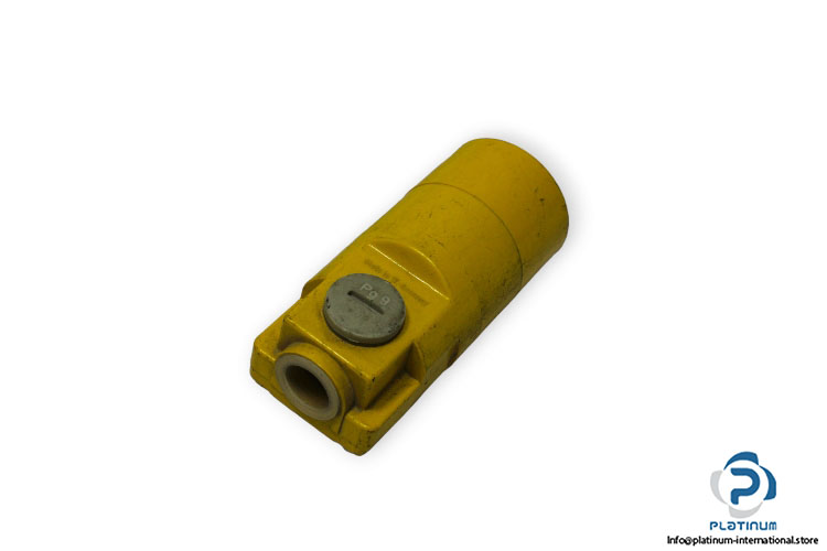turck-NI20-K40SR-AP6X-inductive-sensor-(used)