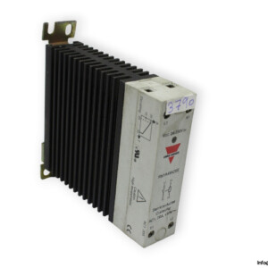 carlo-gavazzi-RN1A48A20E-semiconductor-contactor-(used)