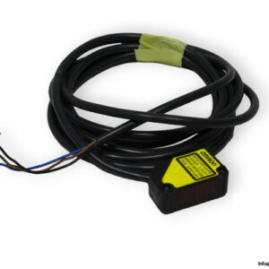 Omron E3Z-D81 Photoelectric Sensor With Built-IN Amplifier