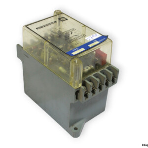 statronic-DZR4-speed-monitoring-relay-(used)