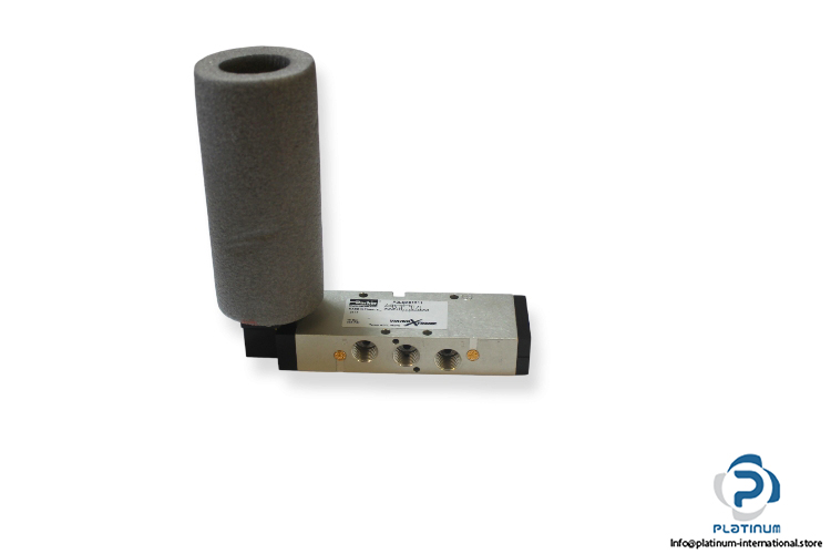 parker-P2LBX61211-pneumatic-manual-valve