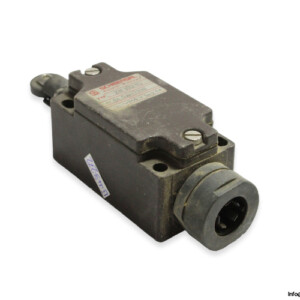 Schmersal ZR 332-11Y Limit Switch