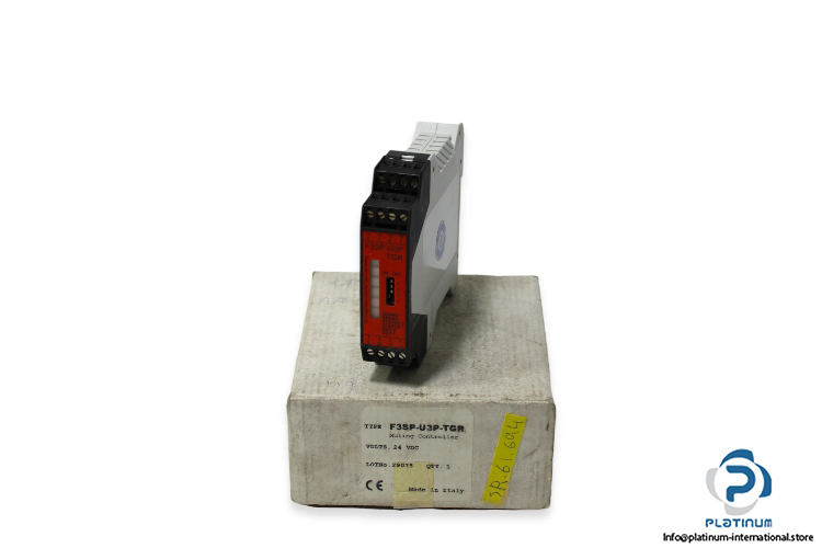 technogr-F3SP-U3P-TGR-muting-controller-for-safety-single-beam