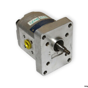 parker-330-9111-367-gear-pump-(used)