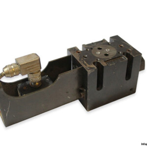 parker-d31fse02b4nxp030-bm-proportional-directional-control-valve