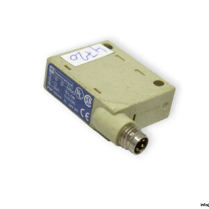 Telemecanique XUM-L HO451 Photoelectric Retro-Reflective Sensor