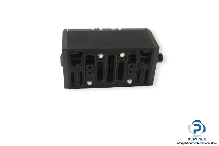 atlas-copco-vg35-er-er-6-double-solenoid-valve-without-coil-2