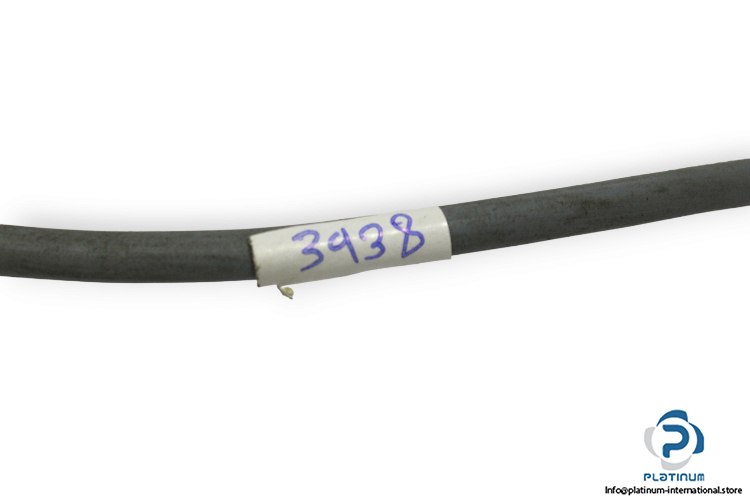 carlo-gavazzi-EI1204IB0S-inductive-proximity-sensor-new-3