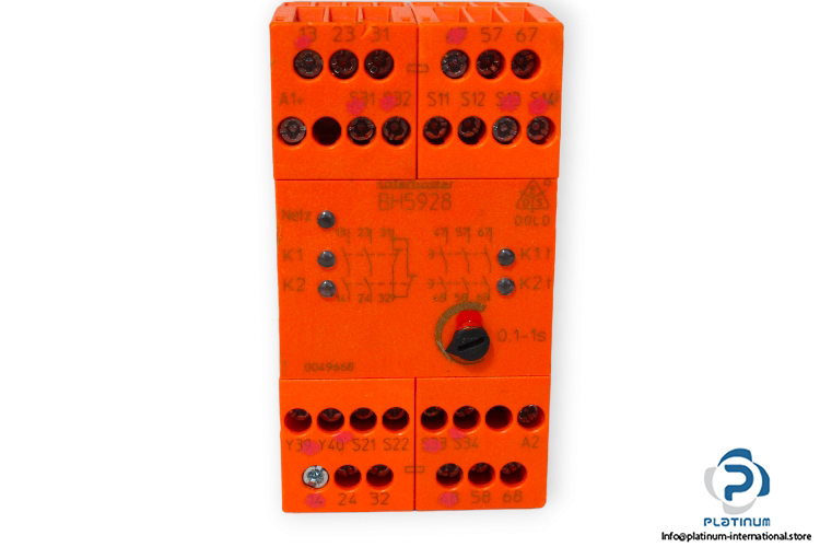 dold-BH5928.92-emergency-stop-module-with-time-delay-(used)-1