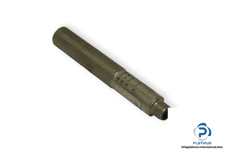 pepperl-fuchs-UB300-18GM-E22-V1-ultrasonic-sensor-used