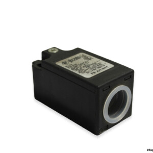 pizzato-FR-221-K11-limit-switch-body-new
