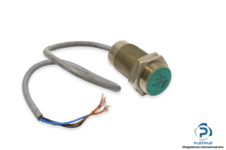 baumer-IFR-30.24.35-inductive-sensor