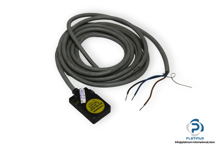 turck-BC5-Q08-AP6X2-Capacitive-sensor-used