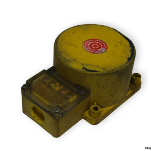 turck-NI60-K-90-SR-VP4X-inductive-sensor-used