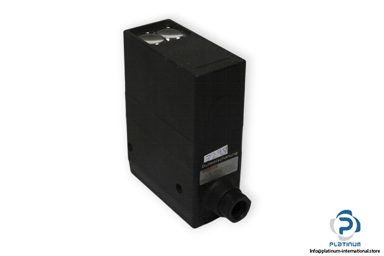 visolux-LTE-400_7_32_59-photoelectric-sensor-used