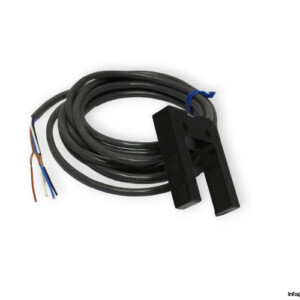 omron-E3Z-G82-photoelectric-sensor-(new)