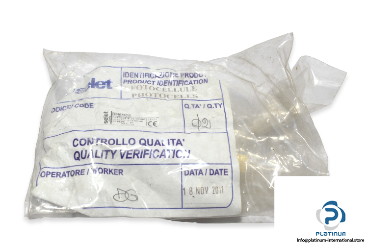 selet-fov05nnov6-photoelectric-slot-sensor