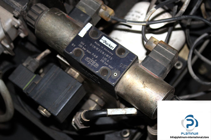 parker-D1MW2CNJW75-directional-control-valve-(used)